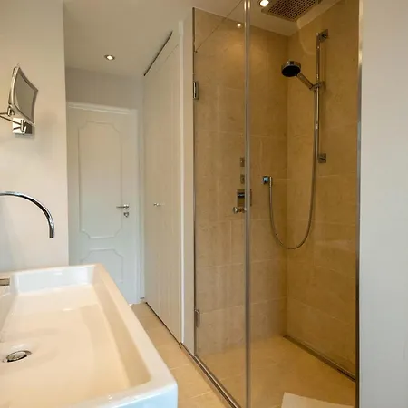 Lueuevwai 7 - Obergeschoss